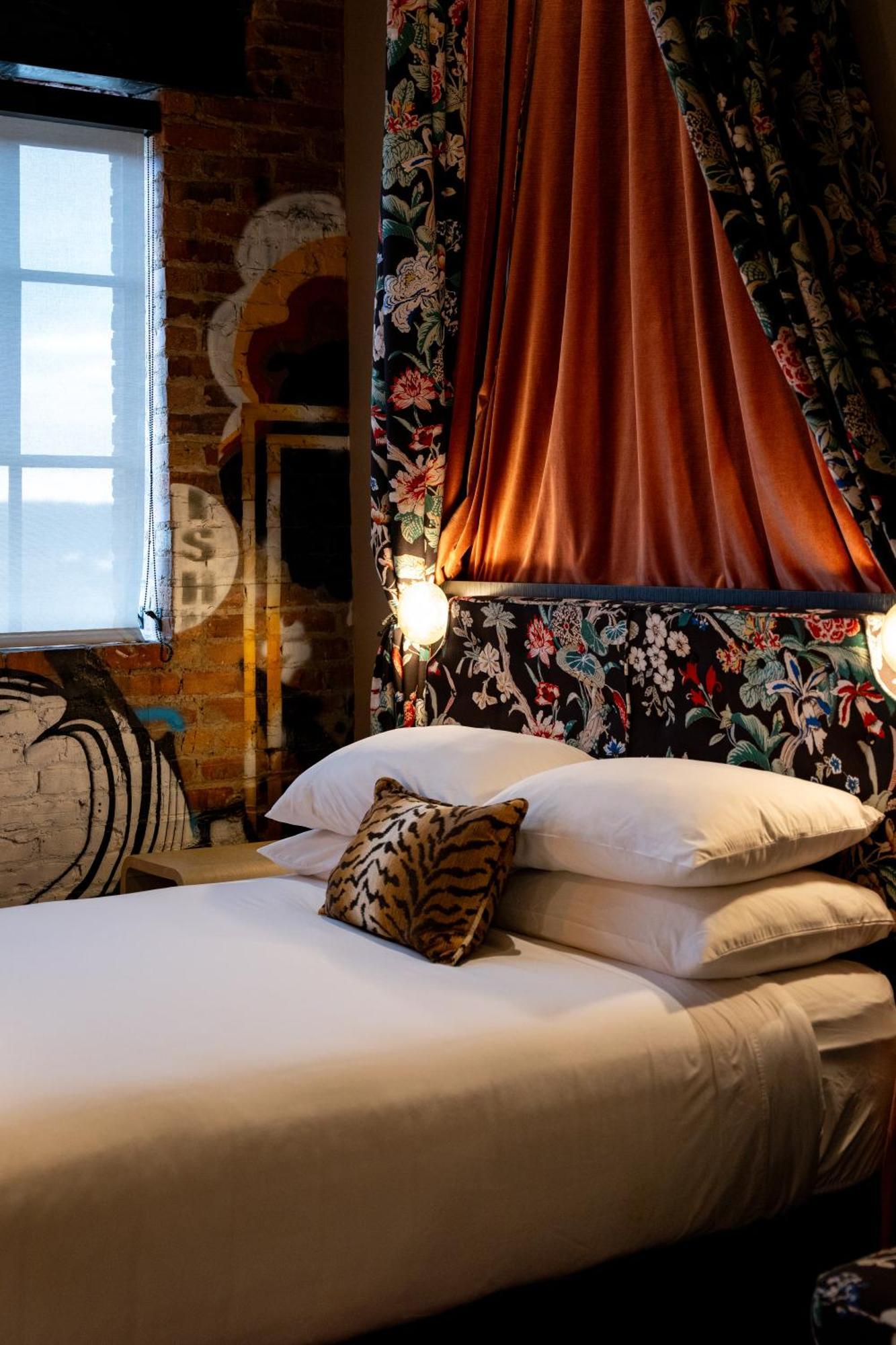 The Radical Asheville, Tapestry Collection By Hilton Exterior photo